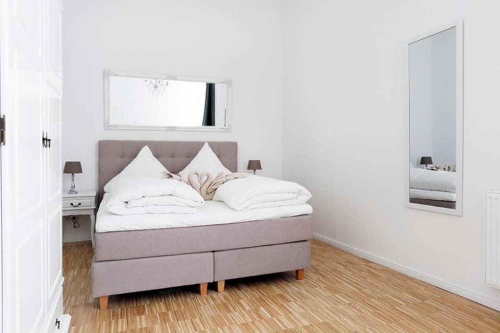 Sc 06 By Rockchair Apartments L Superhost Status L 4 Bedrooms Boxspringbeds 2 Bathrooms Balcony Elevator - Cozy Family & Business Flair Welcomes You! 베를린 외부 사진
