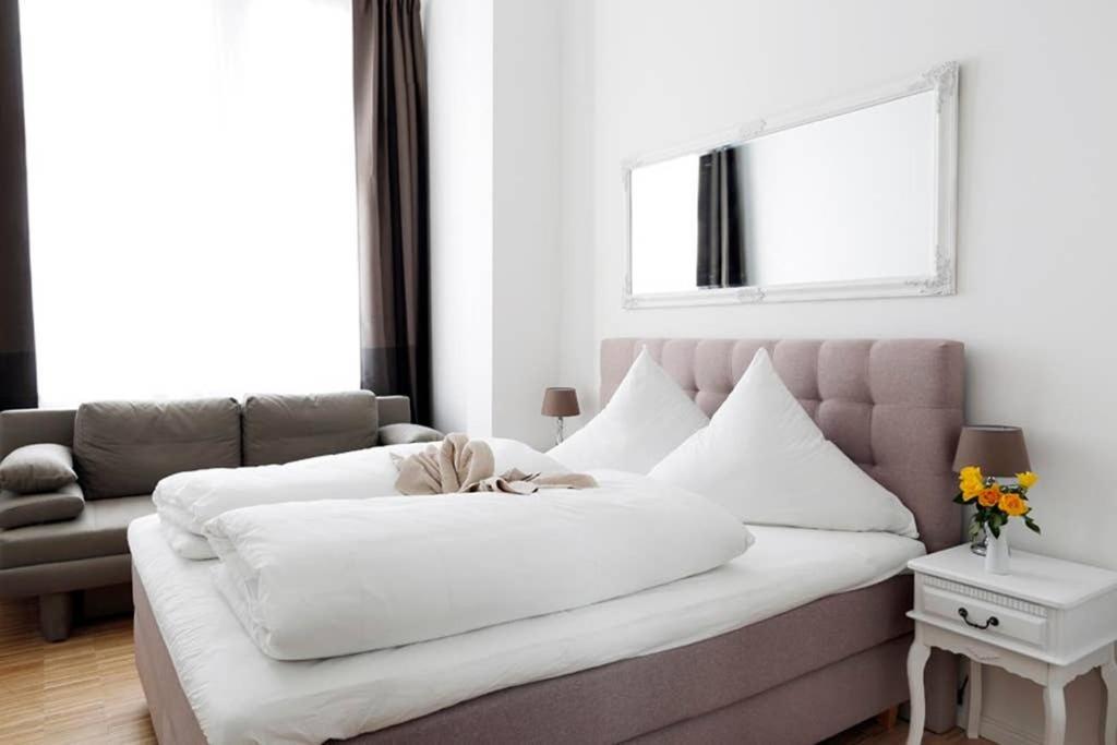 Sc 06 By Rockchair Apartments L Superhost Status L 4 Bedrooms Boxspringbeds 2 Bathrooms Balcony Elevator - Cozy Family & Business Flair Welcomes You! 베를린 외부 사진