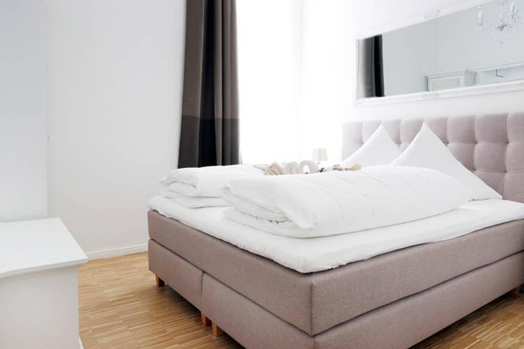 Sc 06 By Rockchair Apartments L Superhost Status L 4 Bedrooms Boxspringbeds 2 Bathrooms Balcony Elevator - Cozy Family & Business Flair Welcomes You! 베를린 외부 사진
